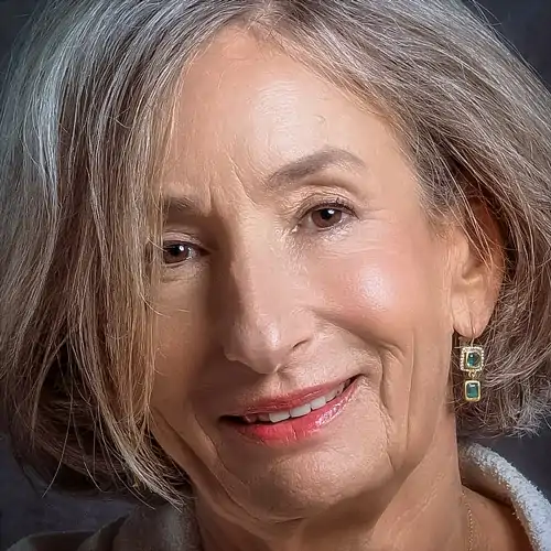 Iris Geffen Gloor, PhD, MBA